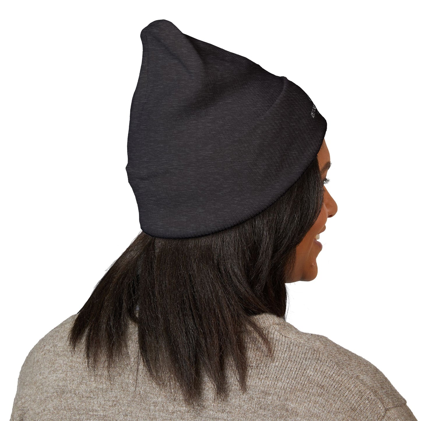 Embroidered Classic Cuffed Beanie – Minimal Logo Knit Hat