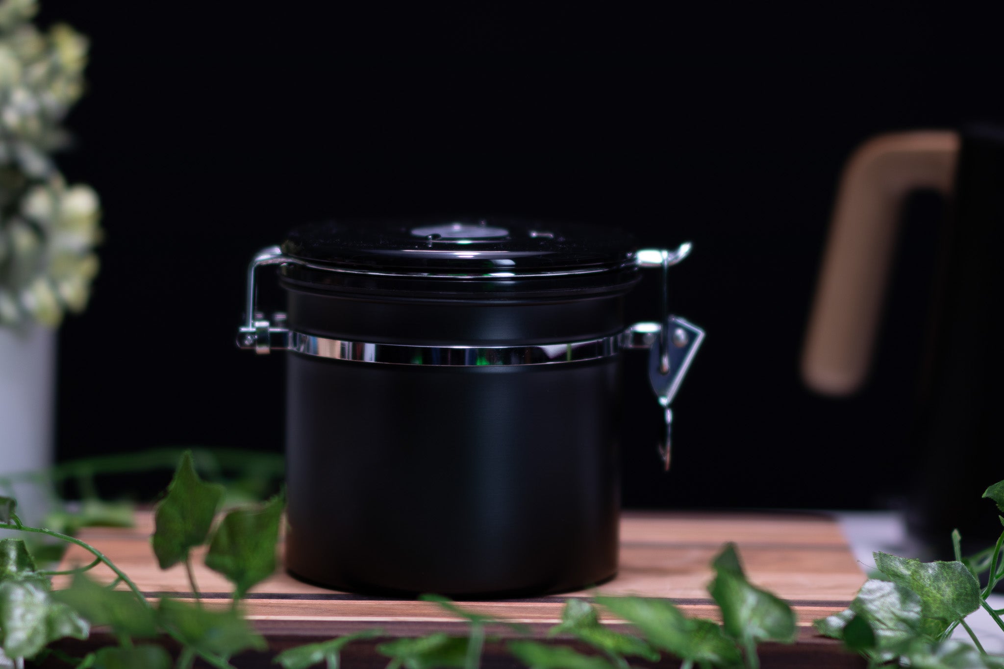 Coffee Canister, Airtight Stainless Steel Kitchen Food Storage Container with Date for freshness  CO Valve